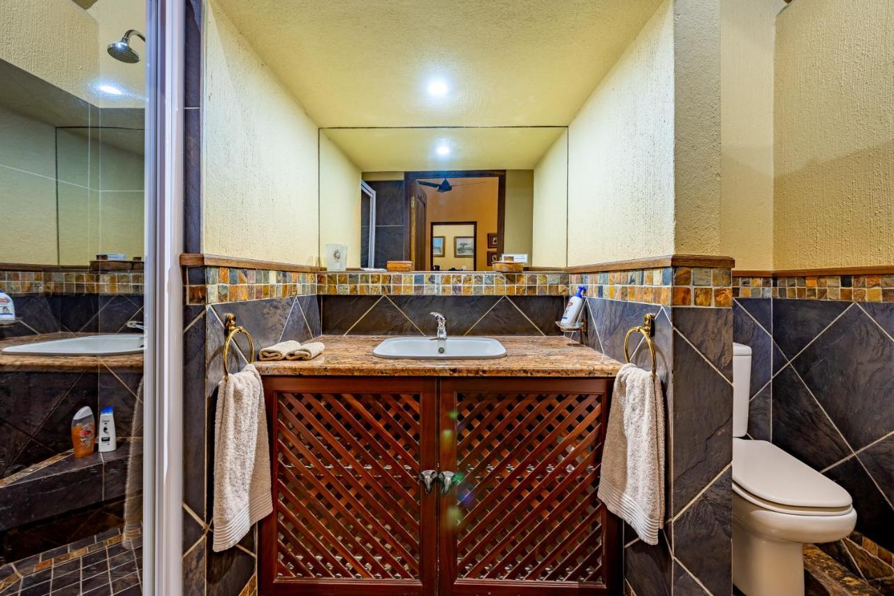 Mhlati Guest Cottages Malalane Eksteriør billede
